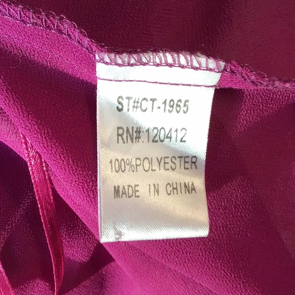 Dreamy plum pleated halter top, Large - Picture 5 of 6